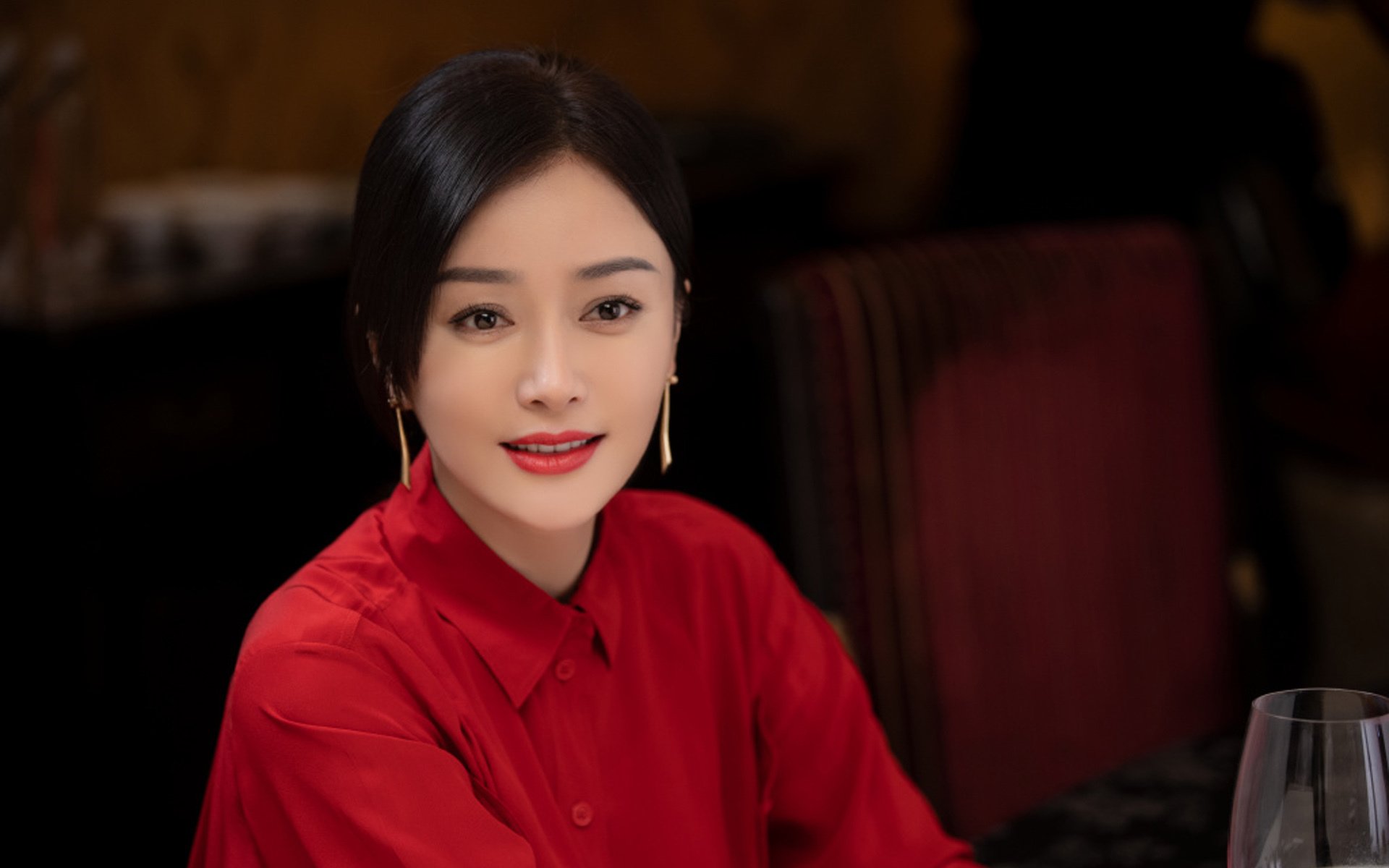 岁月厚积与青春闪击，当统治力以两种速度呈现