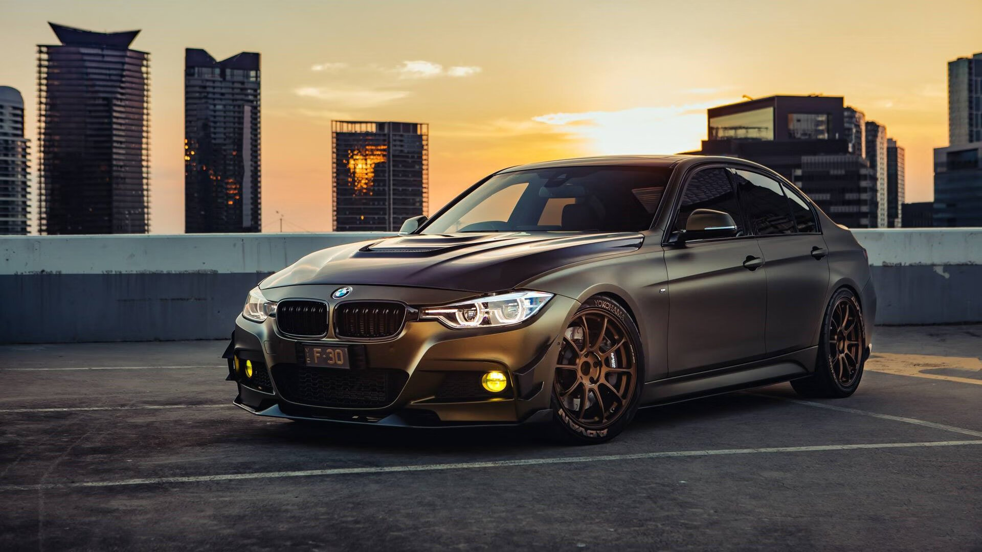 内马尔爆发，足球场上的佛罗伦萨艺术，加拿大提前终结悬念